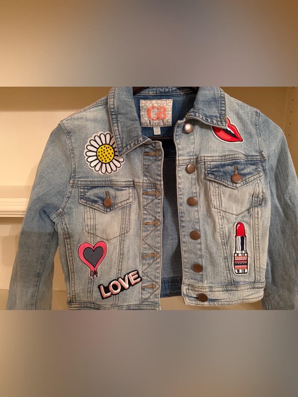 Gianni Bini Light Wash Denim Kids Jacket with Fun Patches - beautiful condition